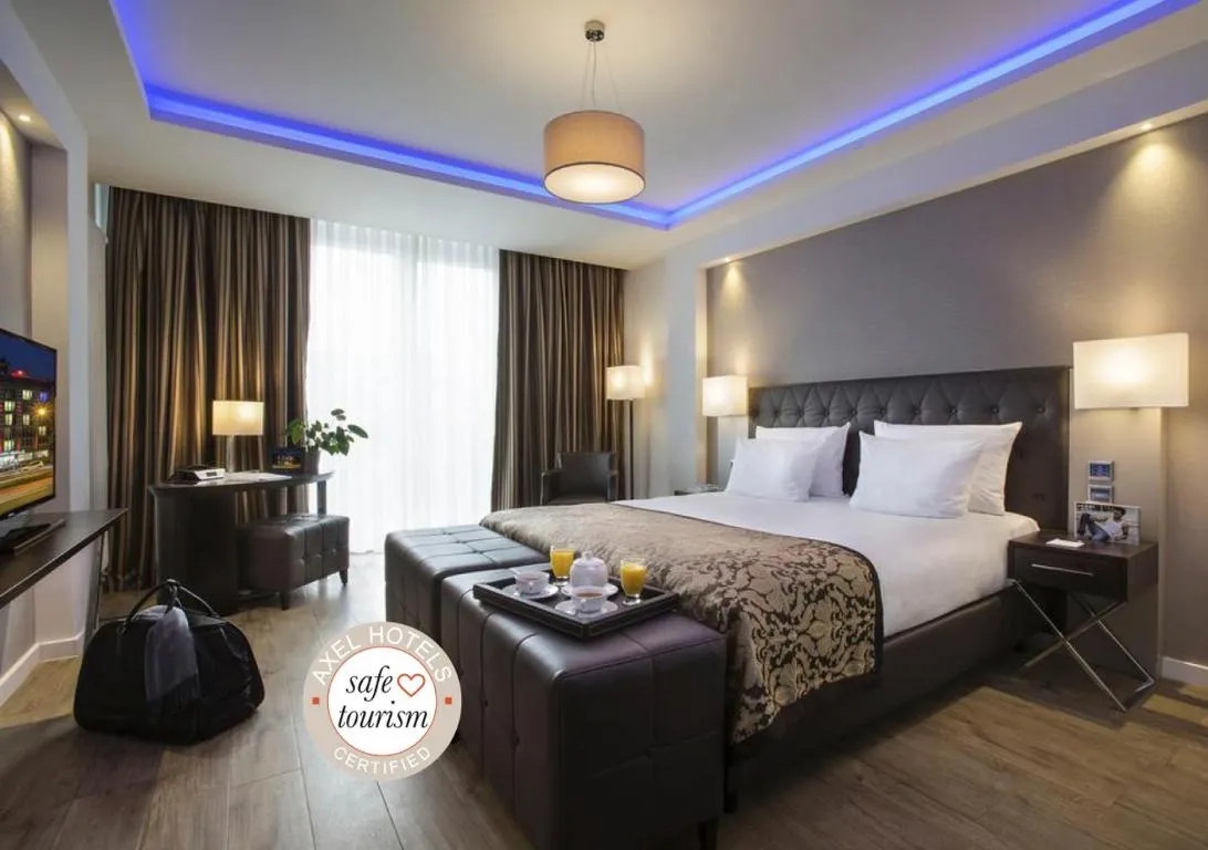 Axel TWO Berlin – Adults Only