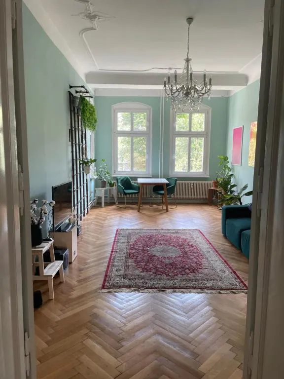 100qm Altbau Wohnung im Prenzlauer Berg