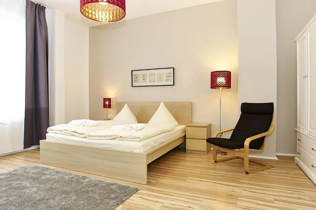 BearlinCity Apartments – City Center West