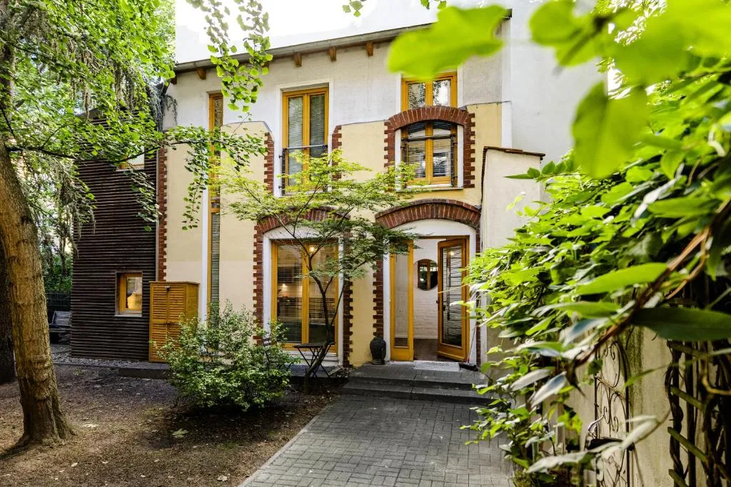 Boxi Jungle House – unique in Friedrichshain – 3BR
