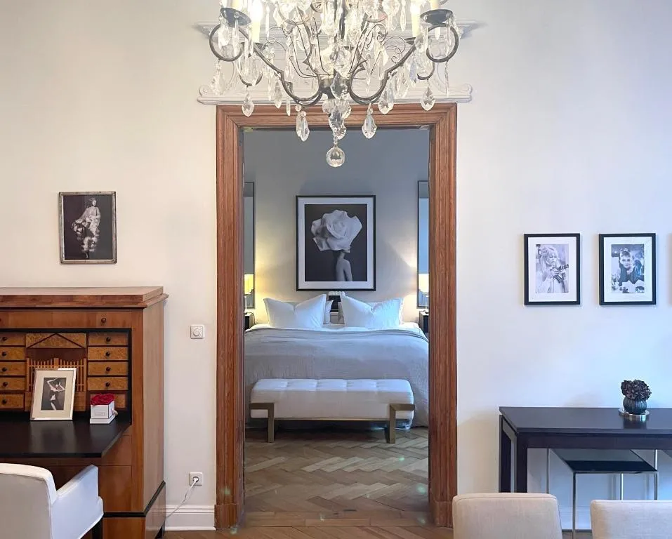Fantastic apartment in prime location – city center west