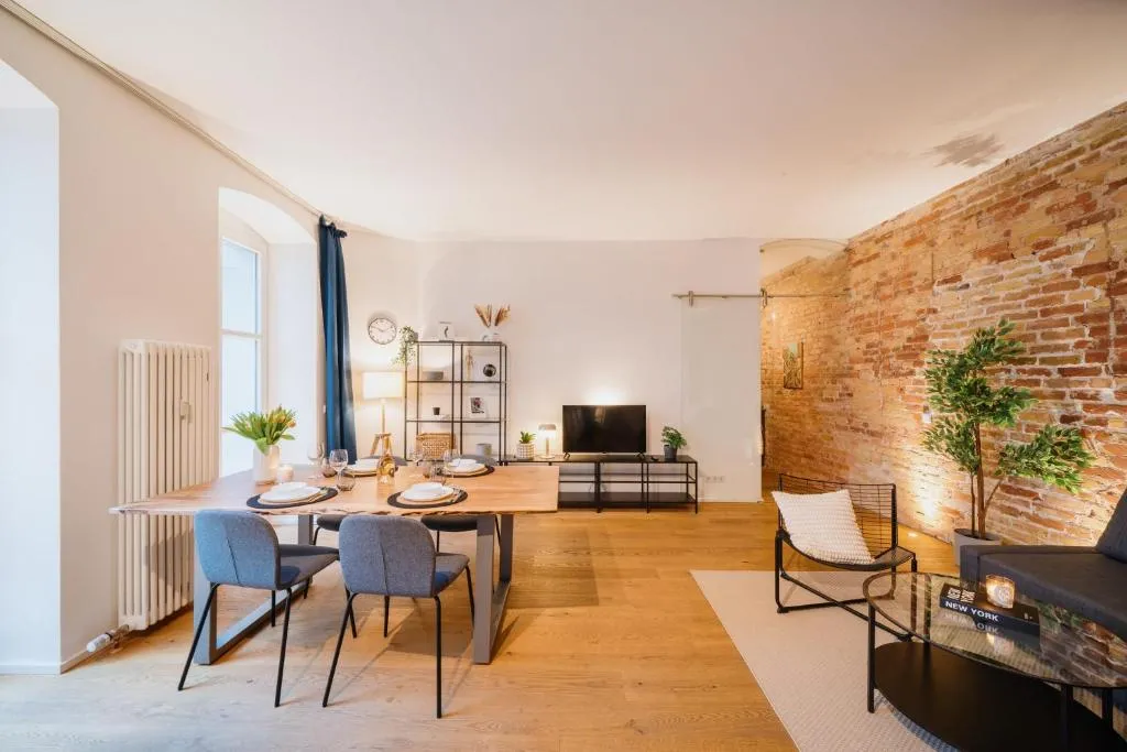 Homely Berlin – Super Modern, City Center, Rosenthalerplatz