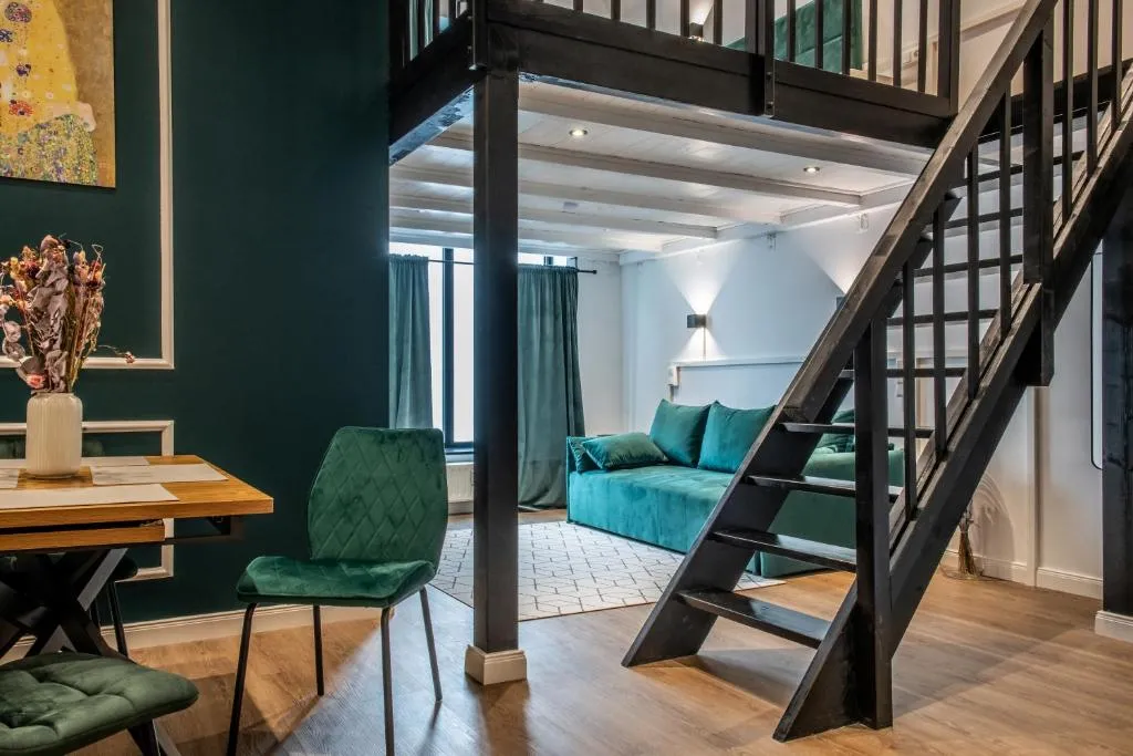 Oran Apartment 1