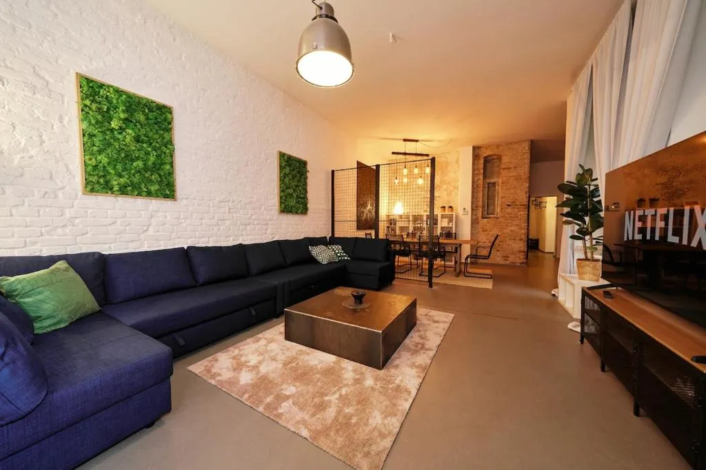 STAYWELL – Design Loft Apartment near Alexanderplatz