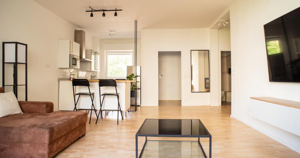 Cozy and fully equiped suite apartment at Ku’damm (80 m2)