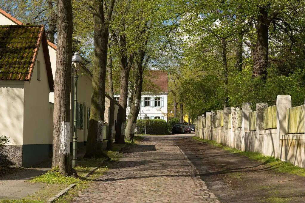 Ferienhaus am Wasser – citynah