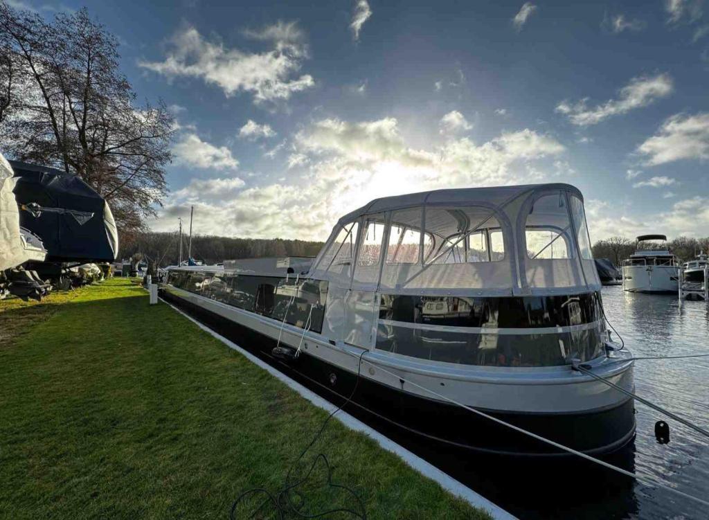 MoonRooms – Luxus Wohnschiff