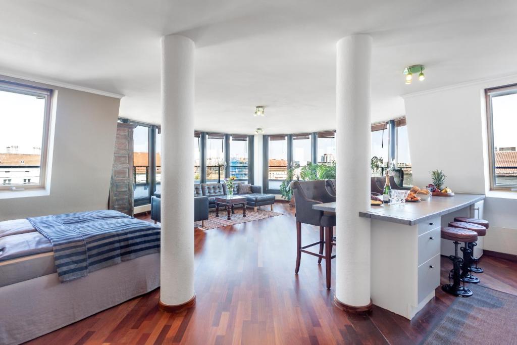The Danziger, 2 unique roof top units in PrenzlauerBerg, group & family friendly, from 2 up to 7 Guests