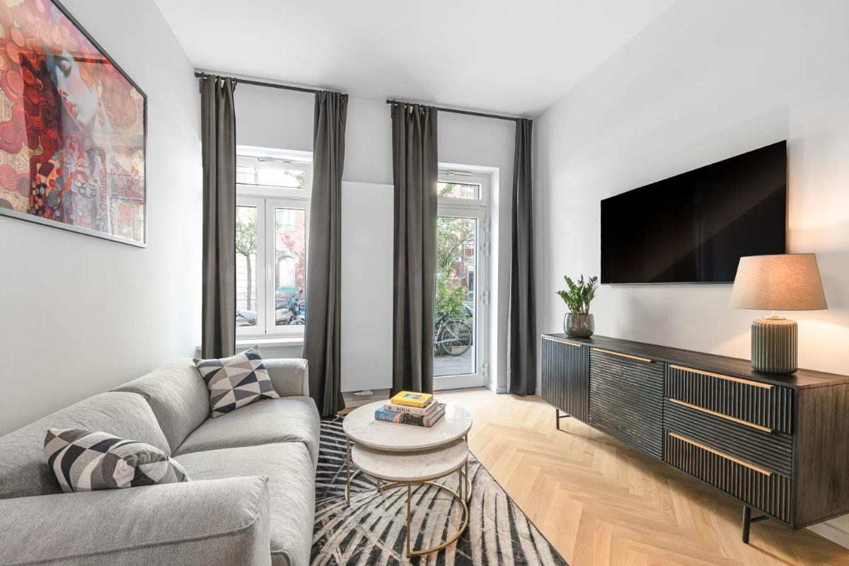 The Rother – Group Flat in Central Berlin, Family-Friendly, 2BR, 2- 4 Guests