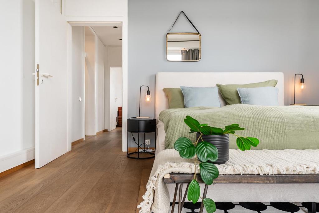 Urban Loft – 180 Skyline Balkon – 2 SZ – HBF